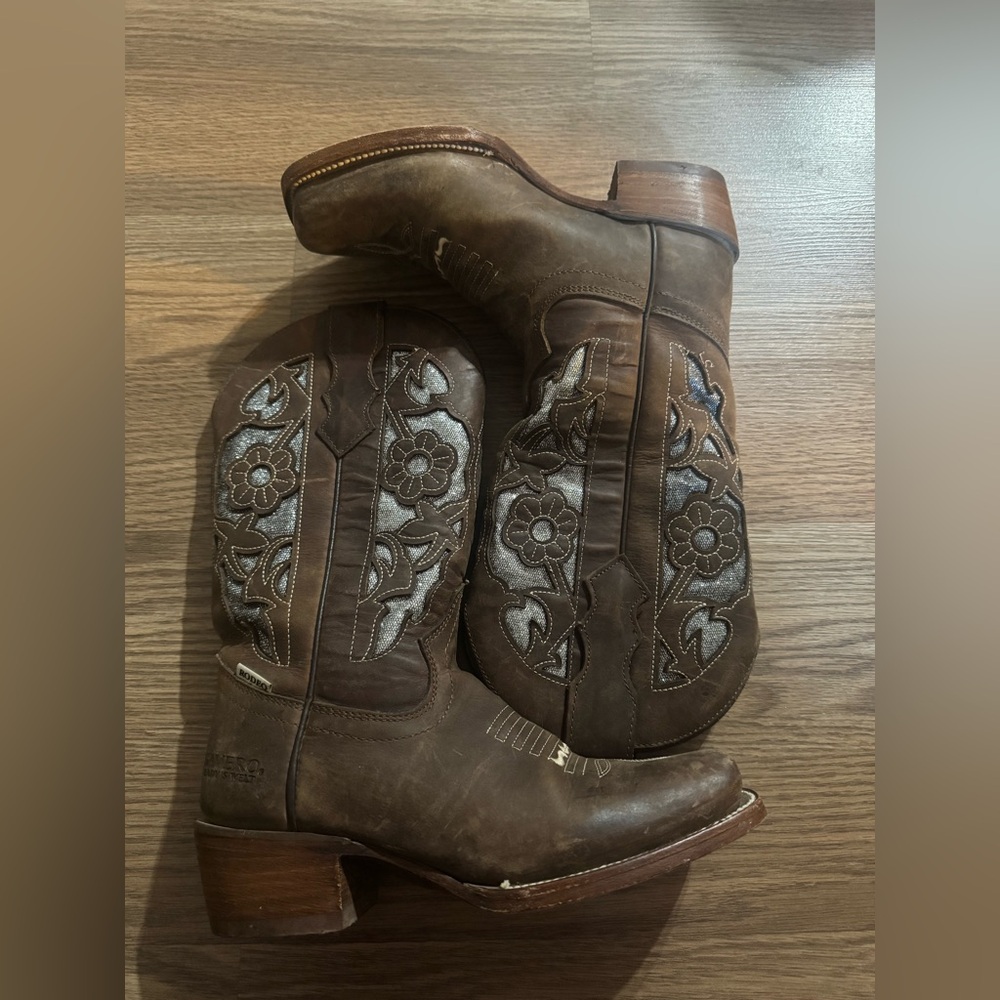 Rodeo Boots Brown Embroidered Cowboy Boots